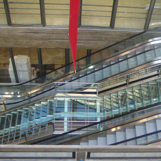 Escalera Shopping Tucumán